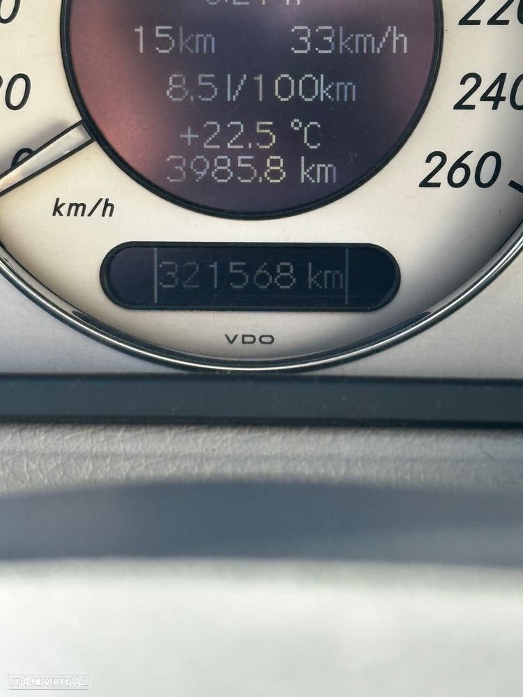 Mercedes-Benz E 220 CDI Auto Avantgarde - 10