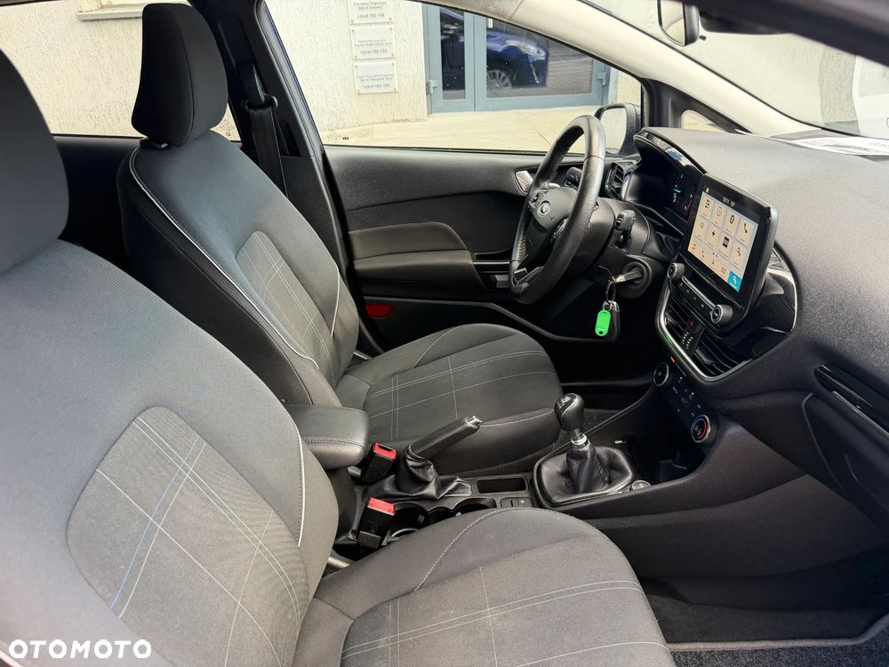 Ford Fiesta 1.5 TDCi SYNC Edition - 11