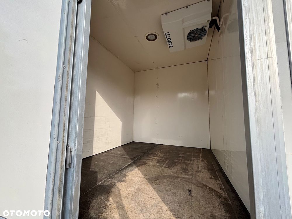 Ford Transit - 26