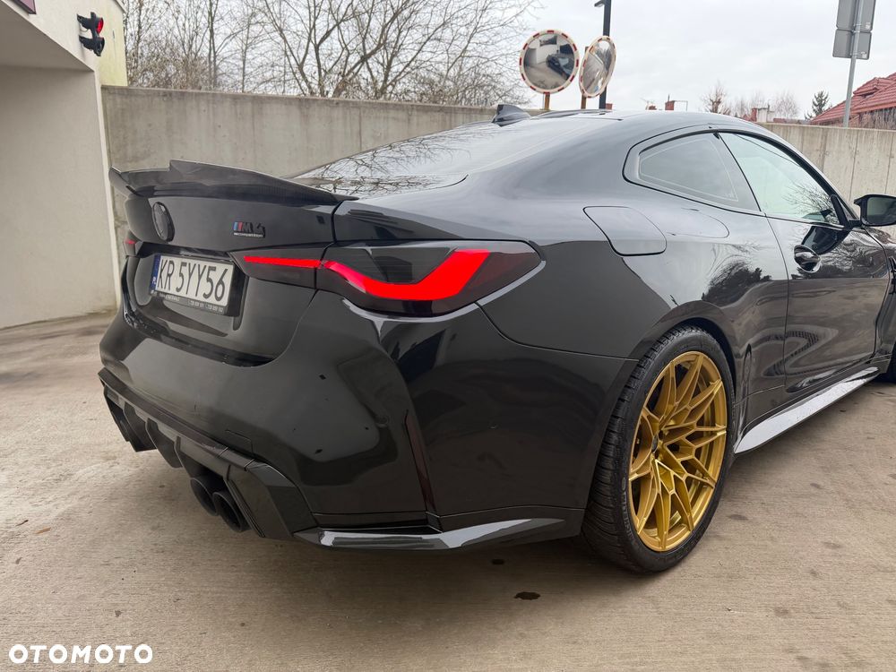 BMW M4 Competition - 12