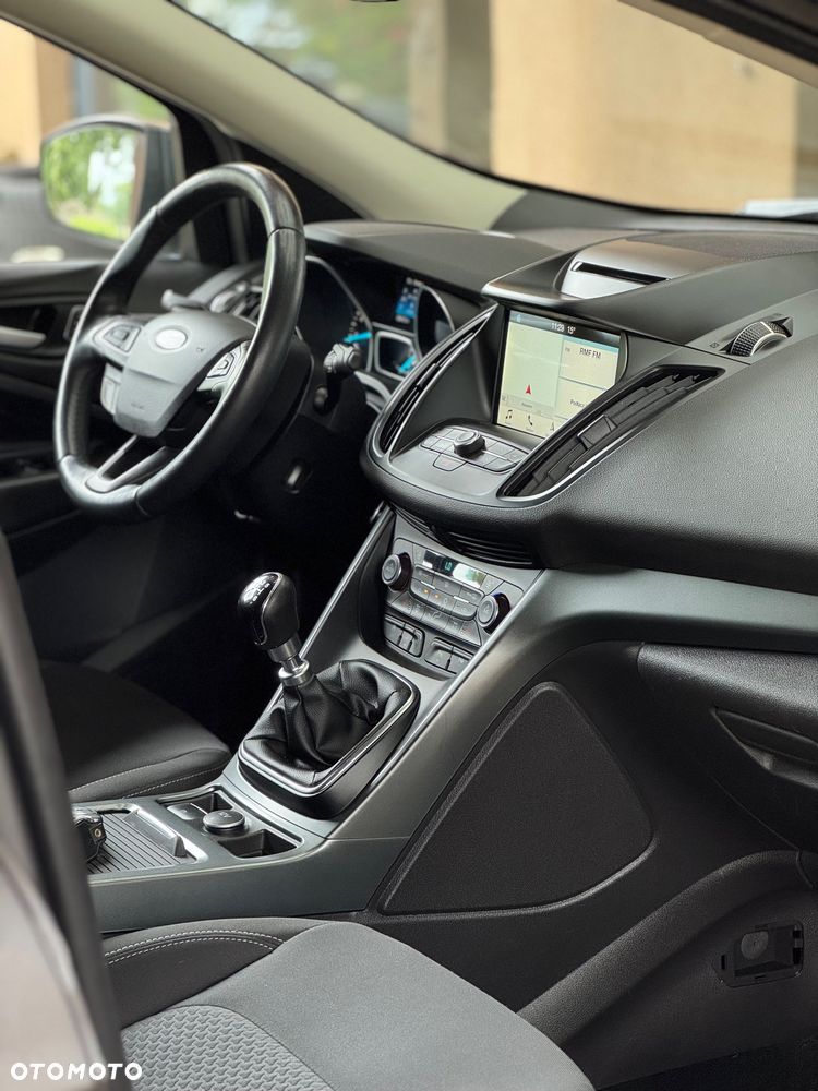 Ford Kuga 1.5 EcoBoost FWD Titanium ASS MMT6 - 23