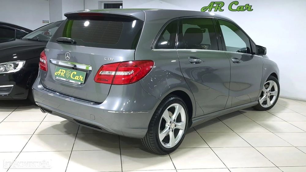 Mercedes-Benz B 200 CDI BlueEFFICIENCY Aut. - 6