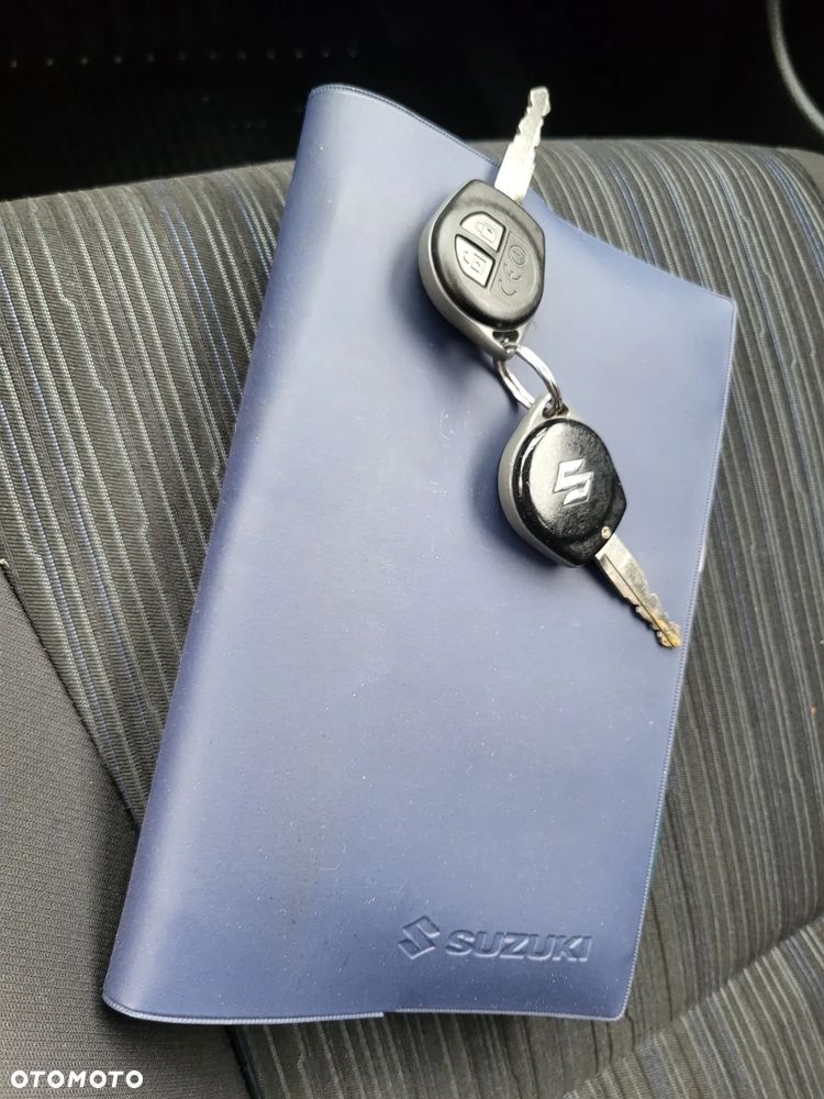 Suzuki Swift 1.2 Club - 30