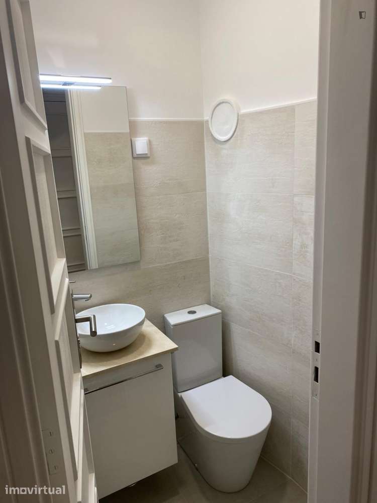 Quarto - localizado em Arroios Lisbon - Grande imagem: 4/15
