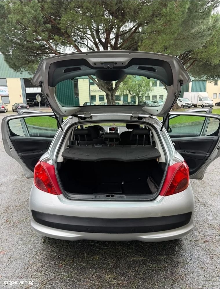 Peugeot 207 1.4 HDi Urban - 5