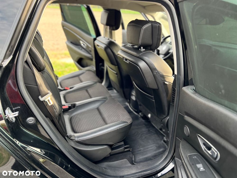 Renault Scenic 1.6 dCi Bose EDC - 8