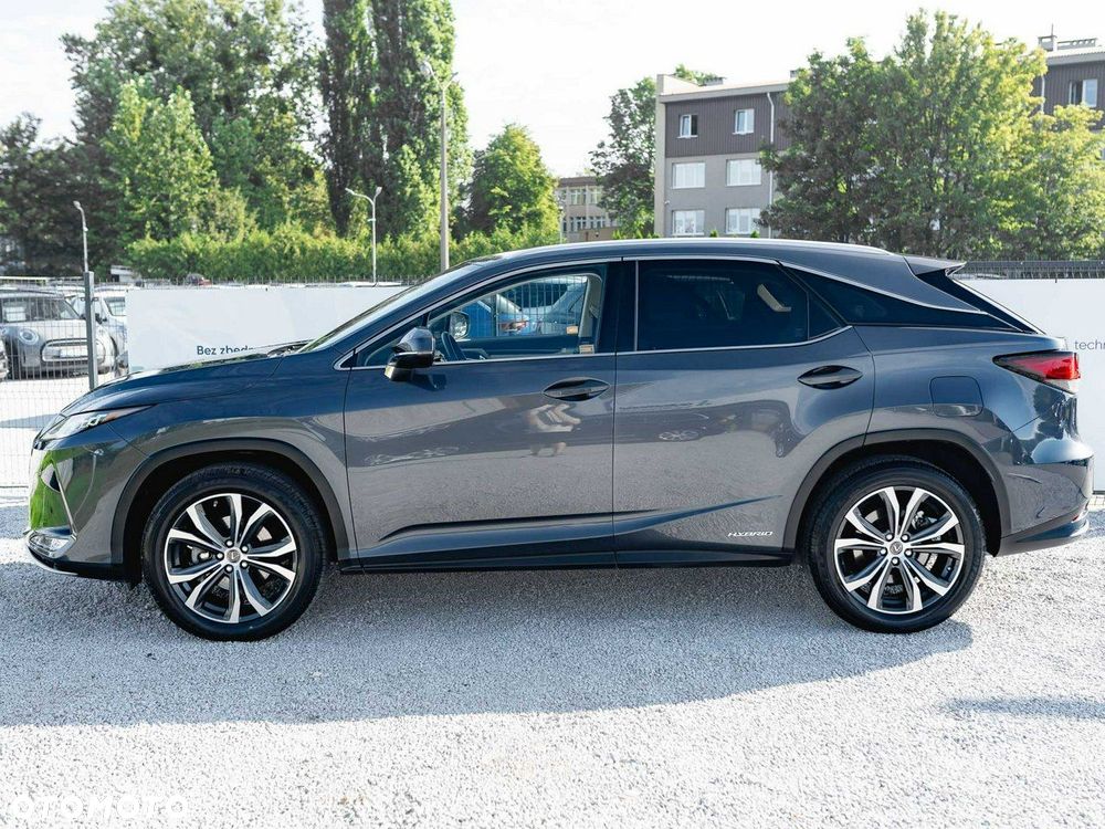 Lexus RX - 10