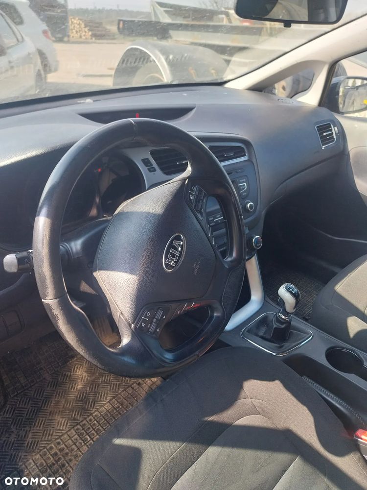 Kia Ceed 1.6 CRDi M - 7
