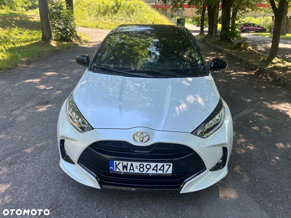 Toyota Yaris Hybrid 1.5 Executive - 14