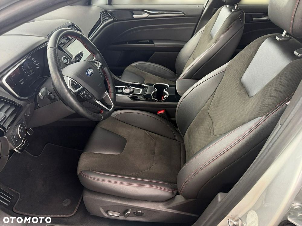 Ford Mondeo - 16