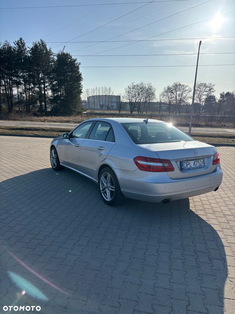 Mercedes-Benz Klasa E 350 CDI BlueEff - 6