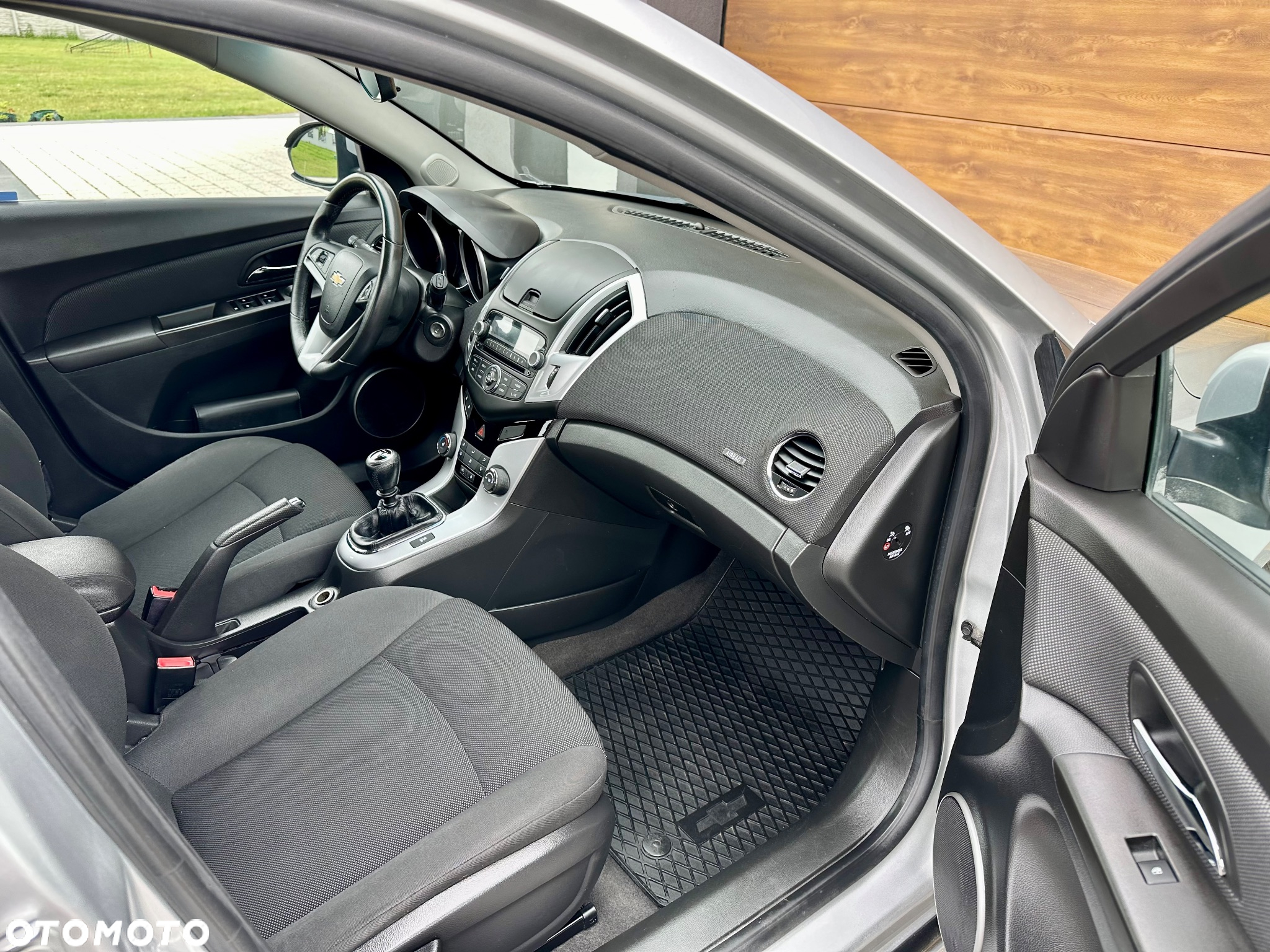 Chevrolet Cruze Station Wagon 1.6 LS+ - 15