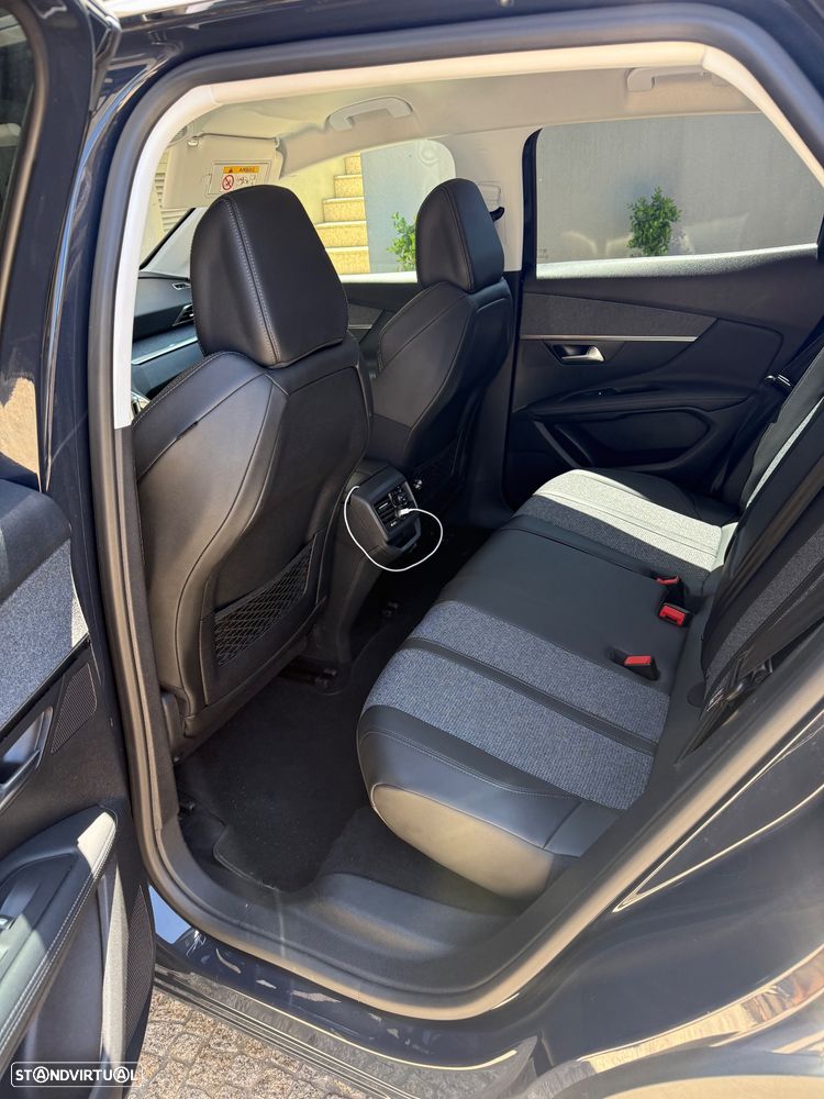 Peugeot 3008 1.5 BlueHDi Allure Pack - 3