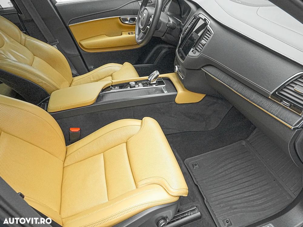 Volvo XC 90 B5 D AWD Ultimate Bright - 14