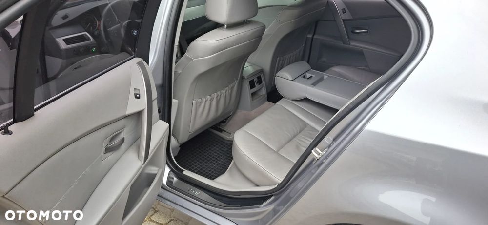 BMW Seria 5 - 17