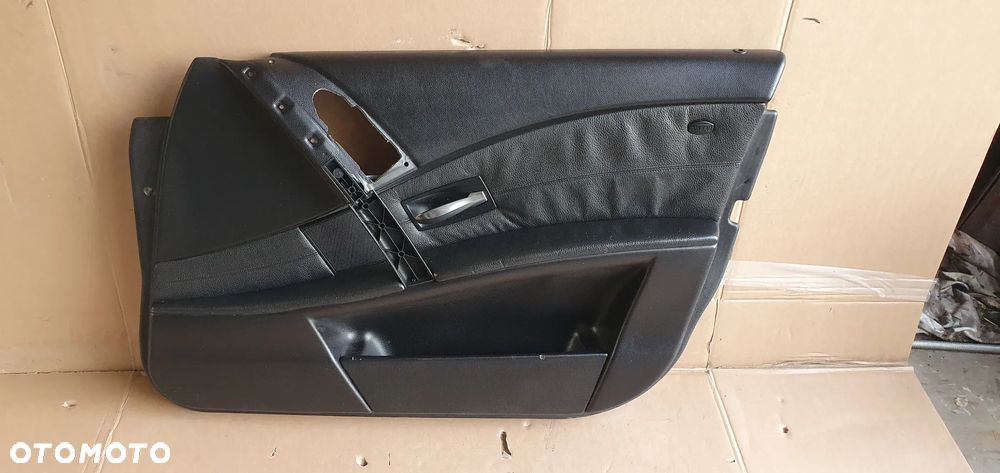 Boczek tapicerka prawy przód przednia prawa BMW 5 E60 E61 - 5