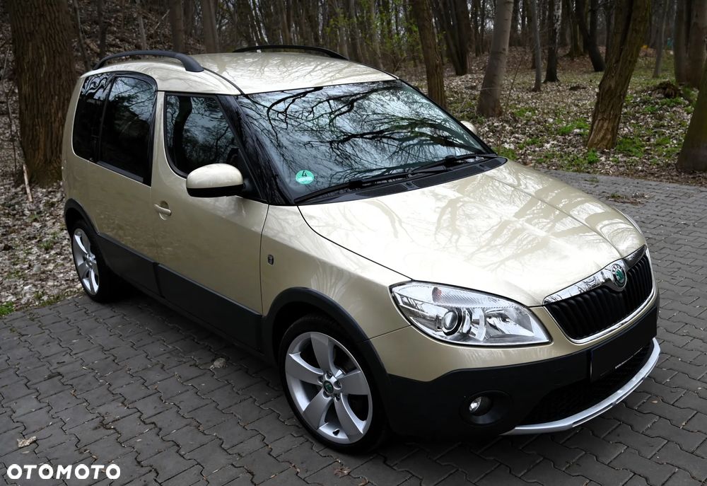 Skoda Roomster 1.2 TSI Scout PLUS EDITION - 5