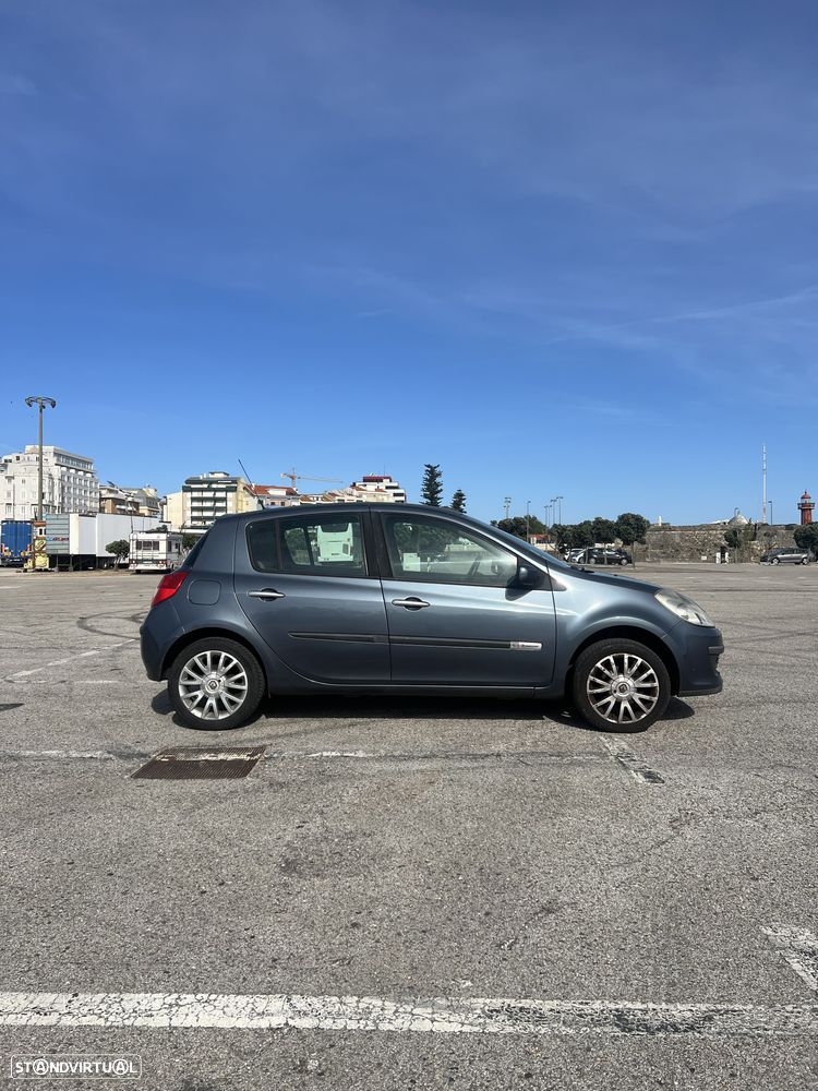 Renault Clio 1.2 16V Rip Curl - 3
