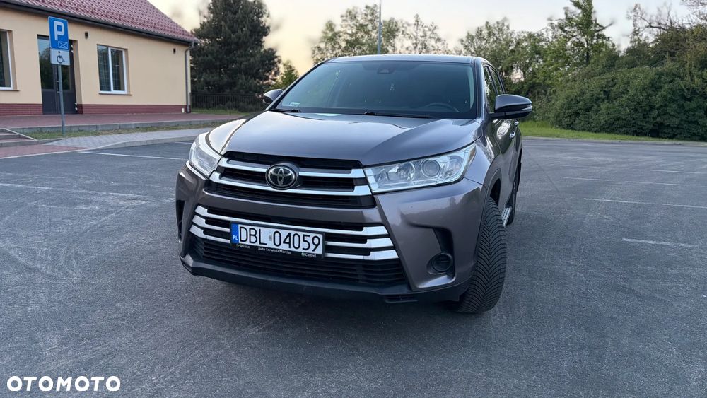 Toyota Highlander - 2