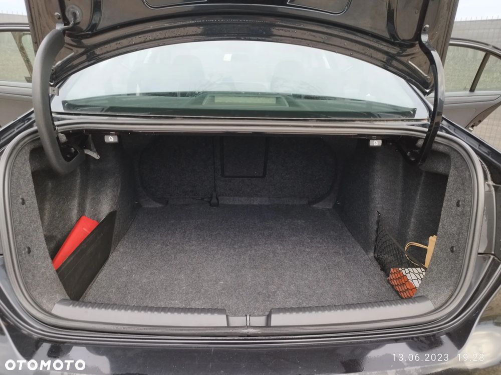 Volkswagen Jetta 1.2 TSI Comfortline - 9