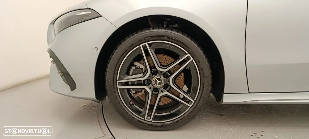 Mercedes-Benz A 250 Limousine e - 17