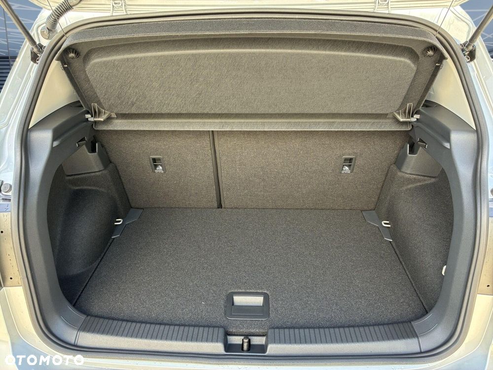 Volkswagen T-Cross - 29