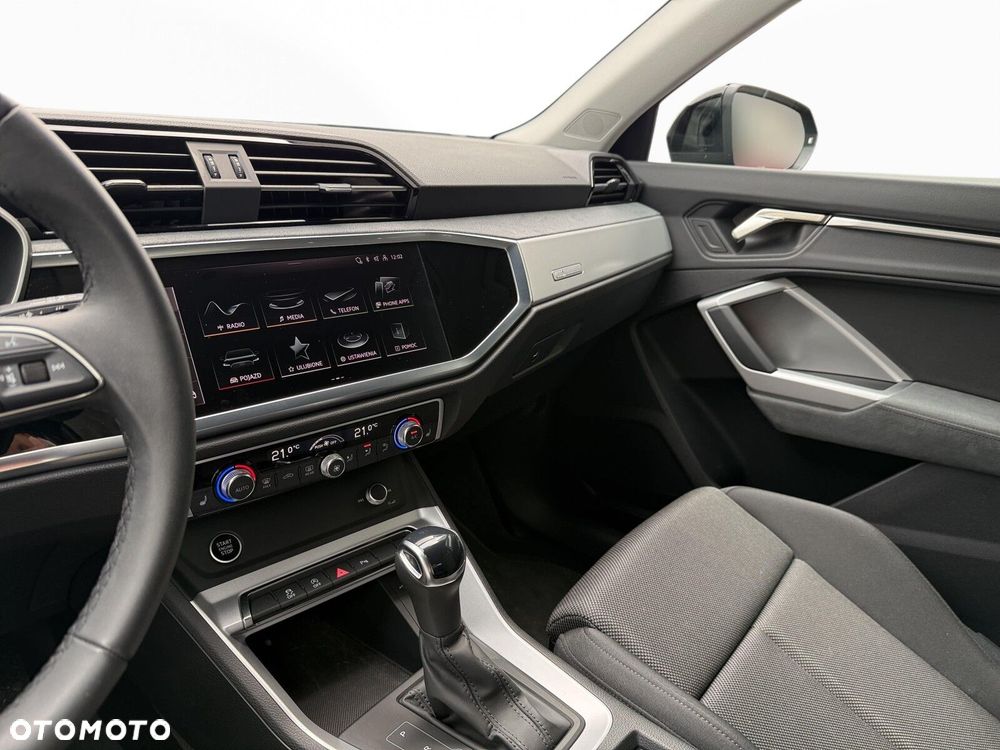 Audi Q3 - 21