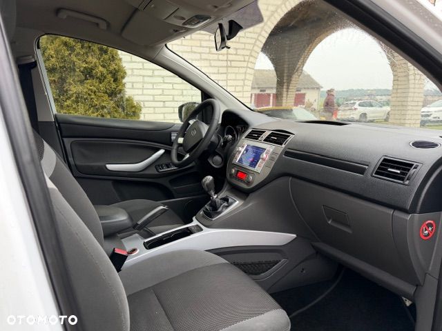 Ford Kuga 2.0 TDCi 4WD Titanium - 10