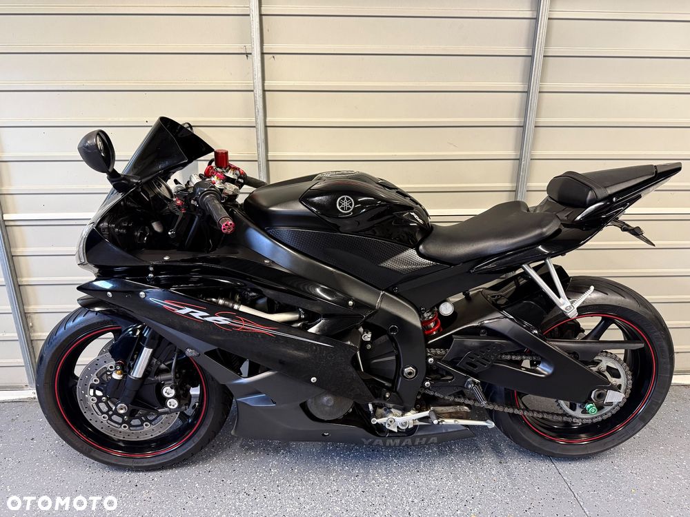 Yamaha R6 - 8