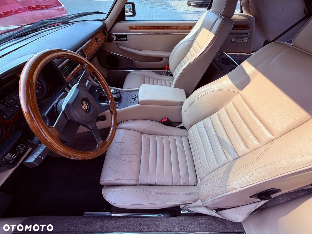 Jaguar XJS - 16