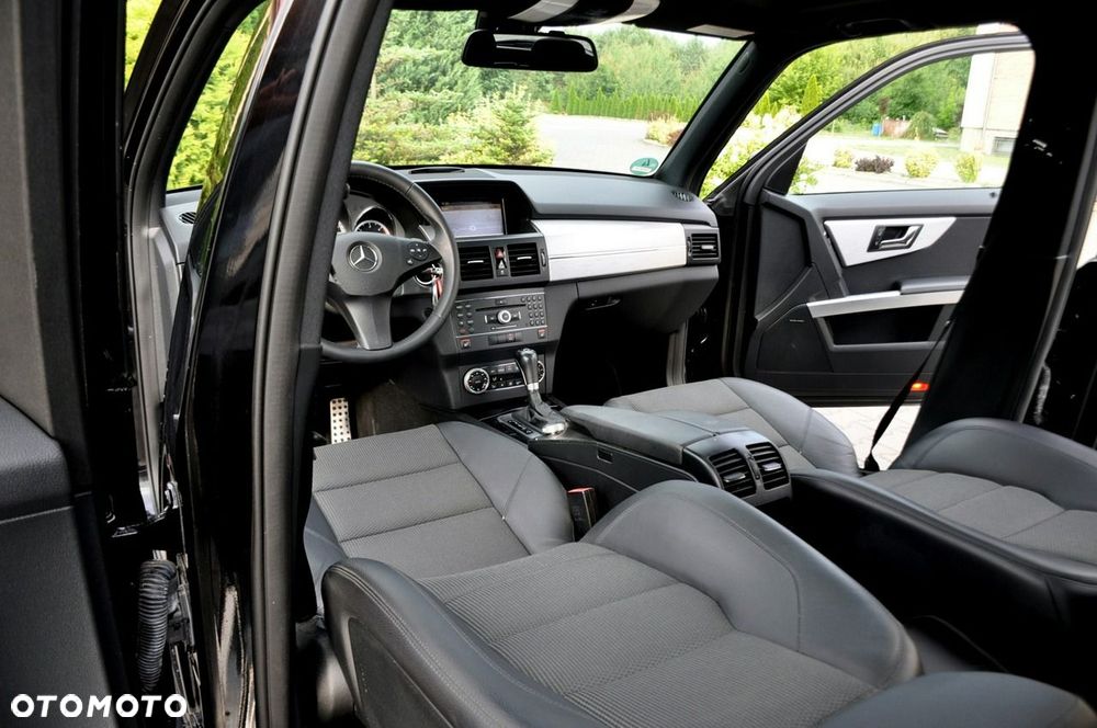 Mercedes-Benz GLK - 29