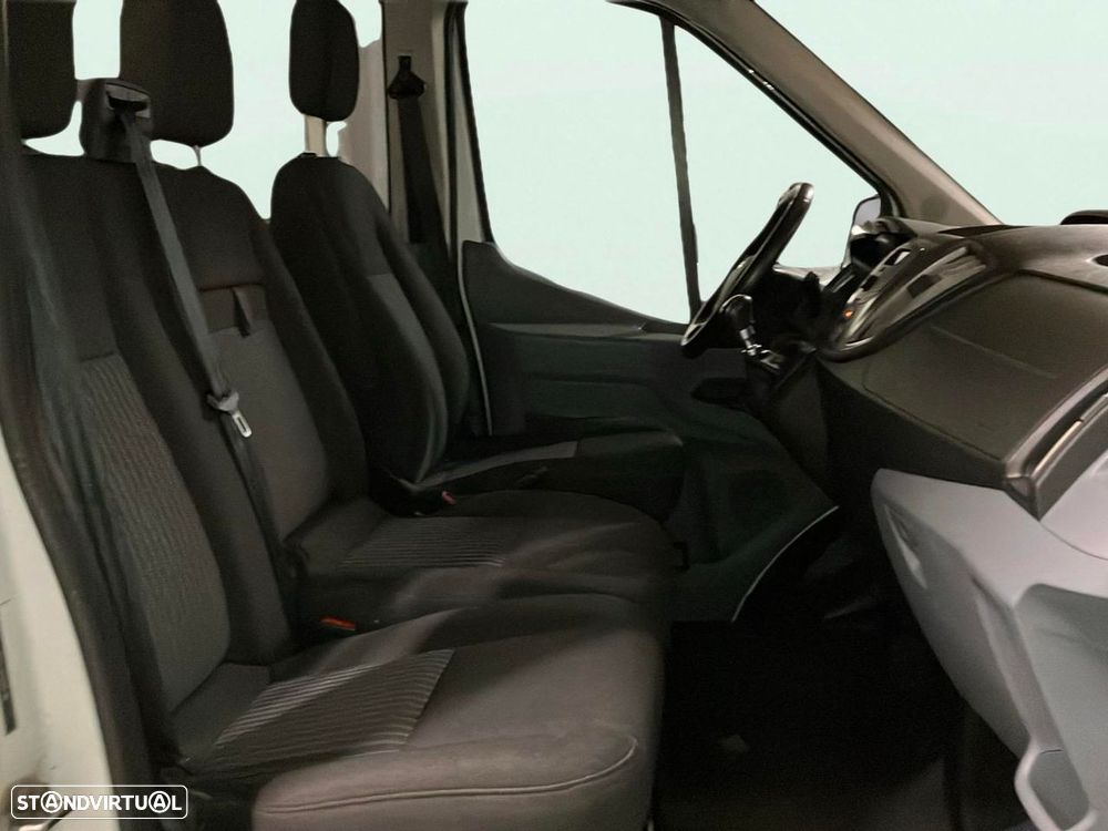 Ford Transit - 13