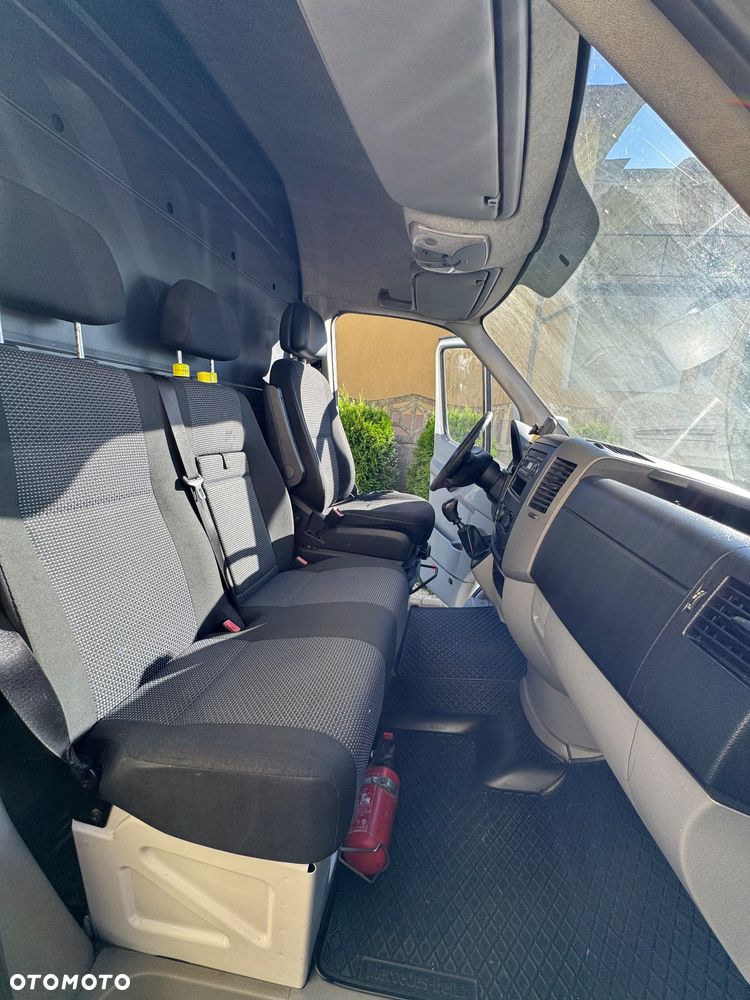 Mercedes-Benz Sprinter 2011