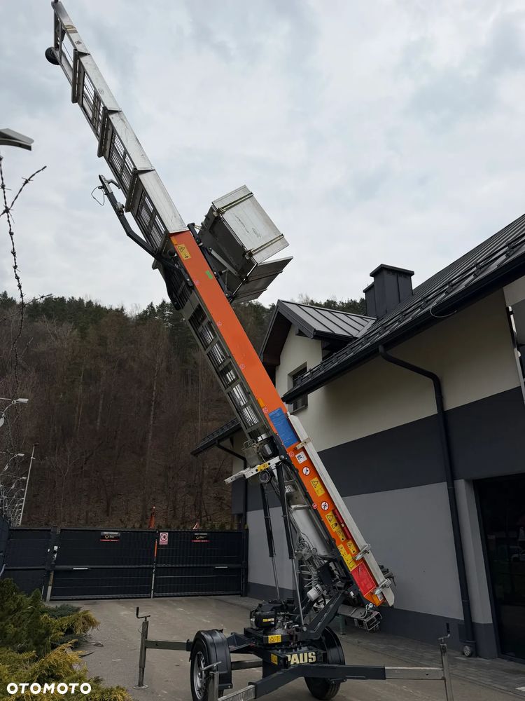 Paus Easy 18 WH-M Drabina Winda Dekarska mobilna aluminiowa TRANSPORTER DEKARSKO-BUDOWLANY w pełni Hydrauliczny 18 metrów. Obrotowy do okoła. 2018rok. Jak Nówka z salonu. praktycznie zerowy przebieg! Serwisy w Dekra do Końca. Sprowadzona z Komuny Norweskiej. Wielka Okazja. Sterowanie Hydrauliczne. Nowy model wózek jeździ od dołu dodatkowe ramię. Pojazd przyczepa lekka - 37