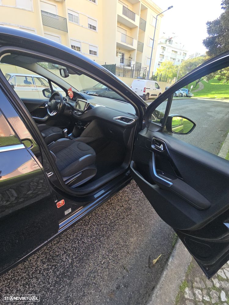 Peugeot 208 1.4 VTi Allure - 16