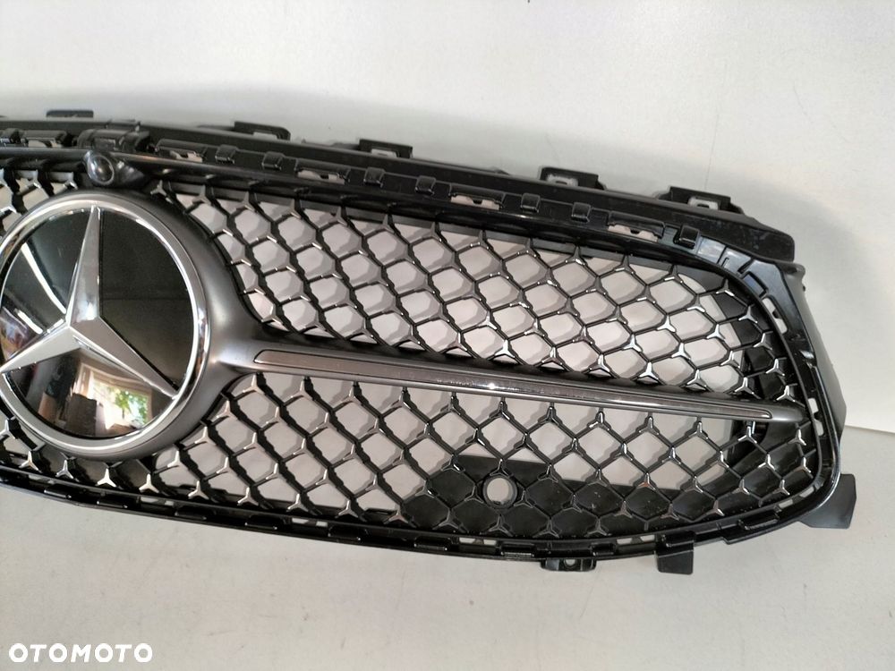 atrapa kratka grill mercedes cla w118 lift 21- - 3