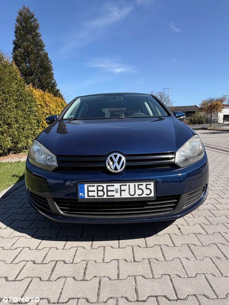 Volkswagen Golf - 6