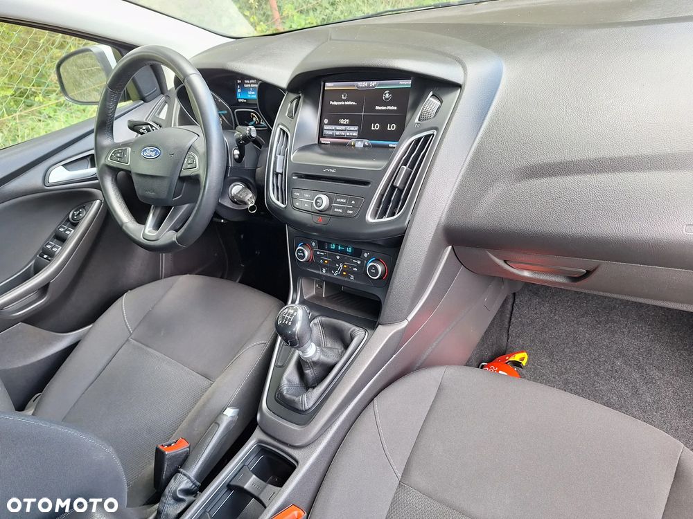 Ford Focus - 20