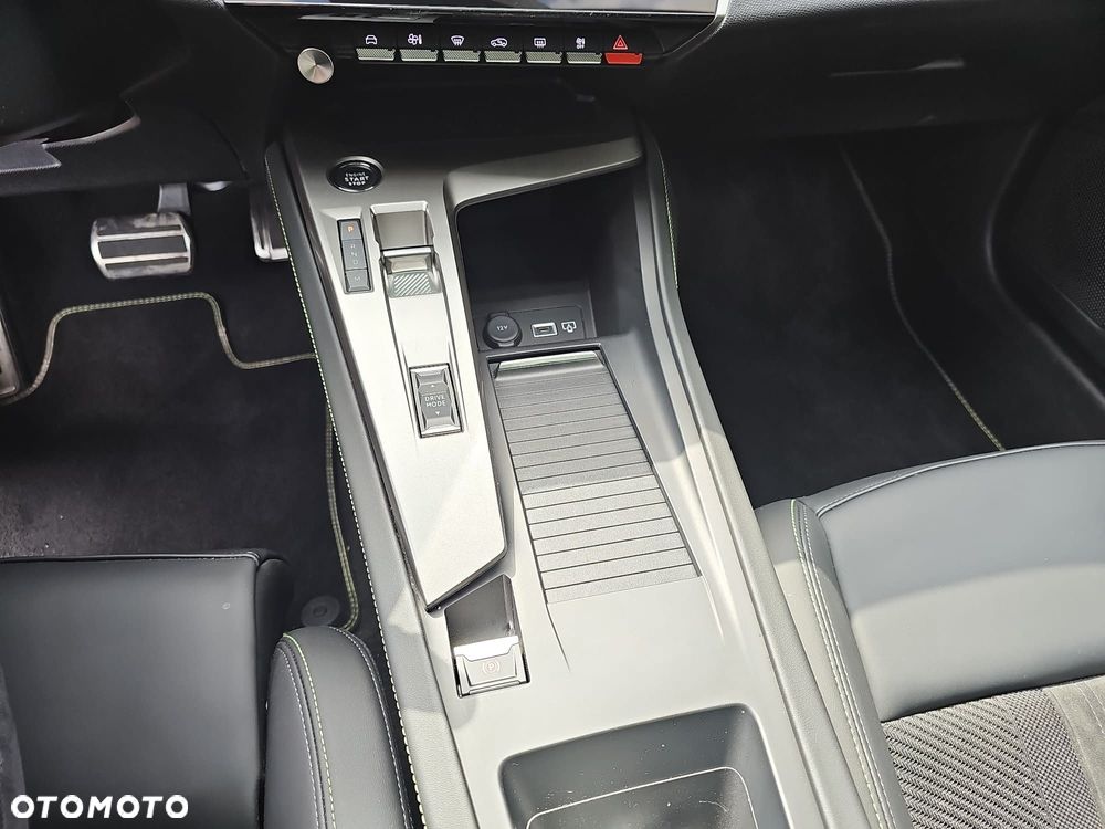 Peugeot 408 1.2 PureTech GT S&S EAT8 - 25