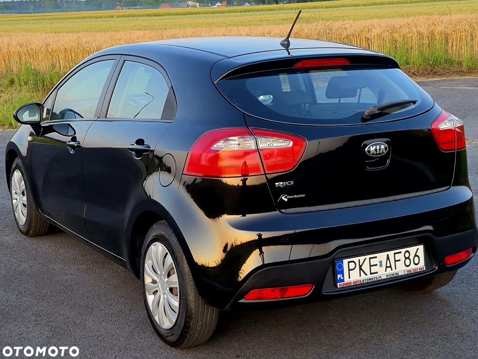 Kia Rio 1.2 Attract - 14