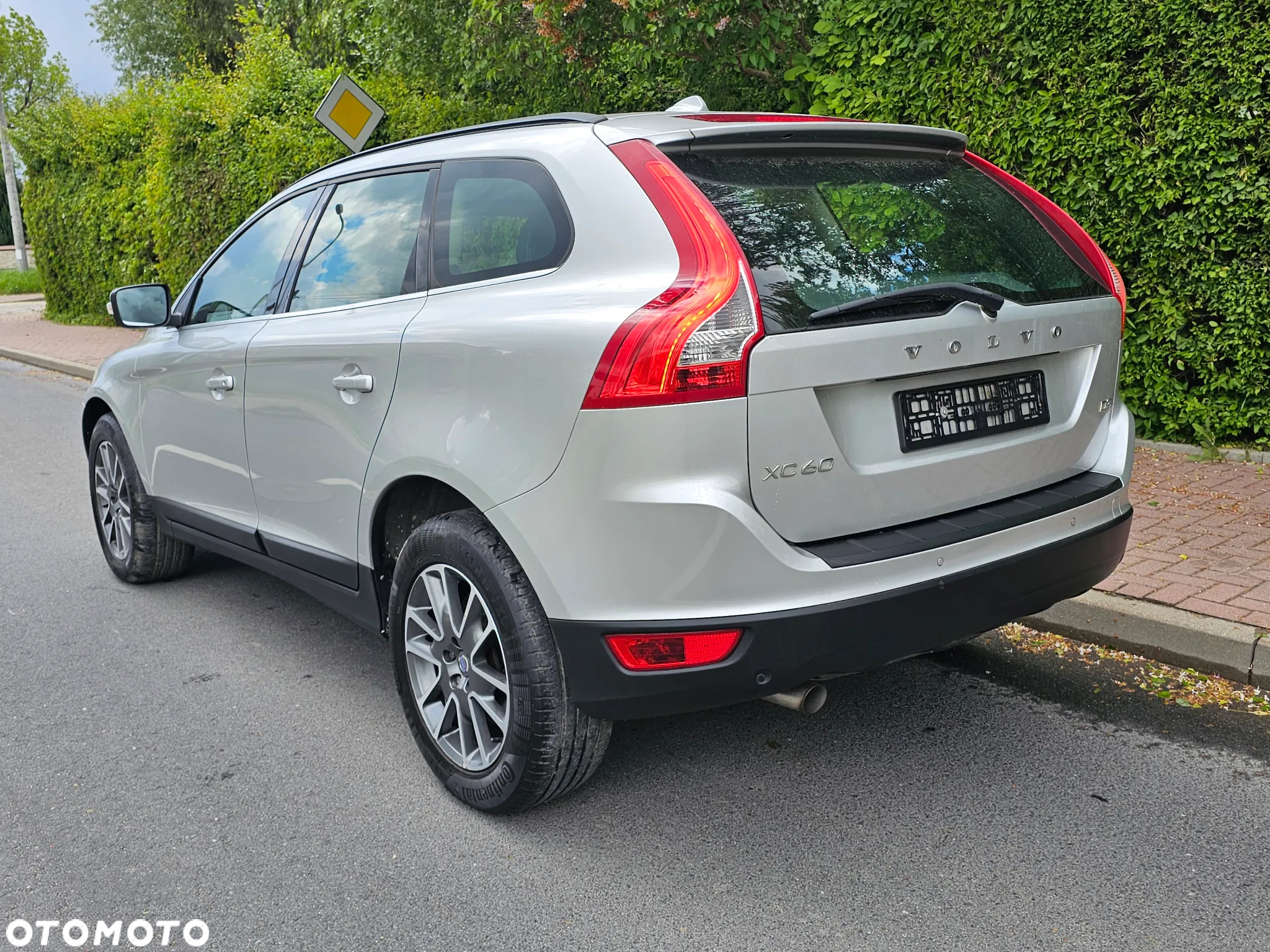 Volvo XC 60 D3 Geartronic Momentum - 3