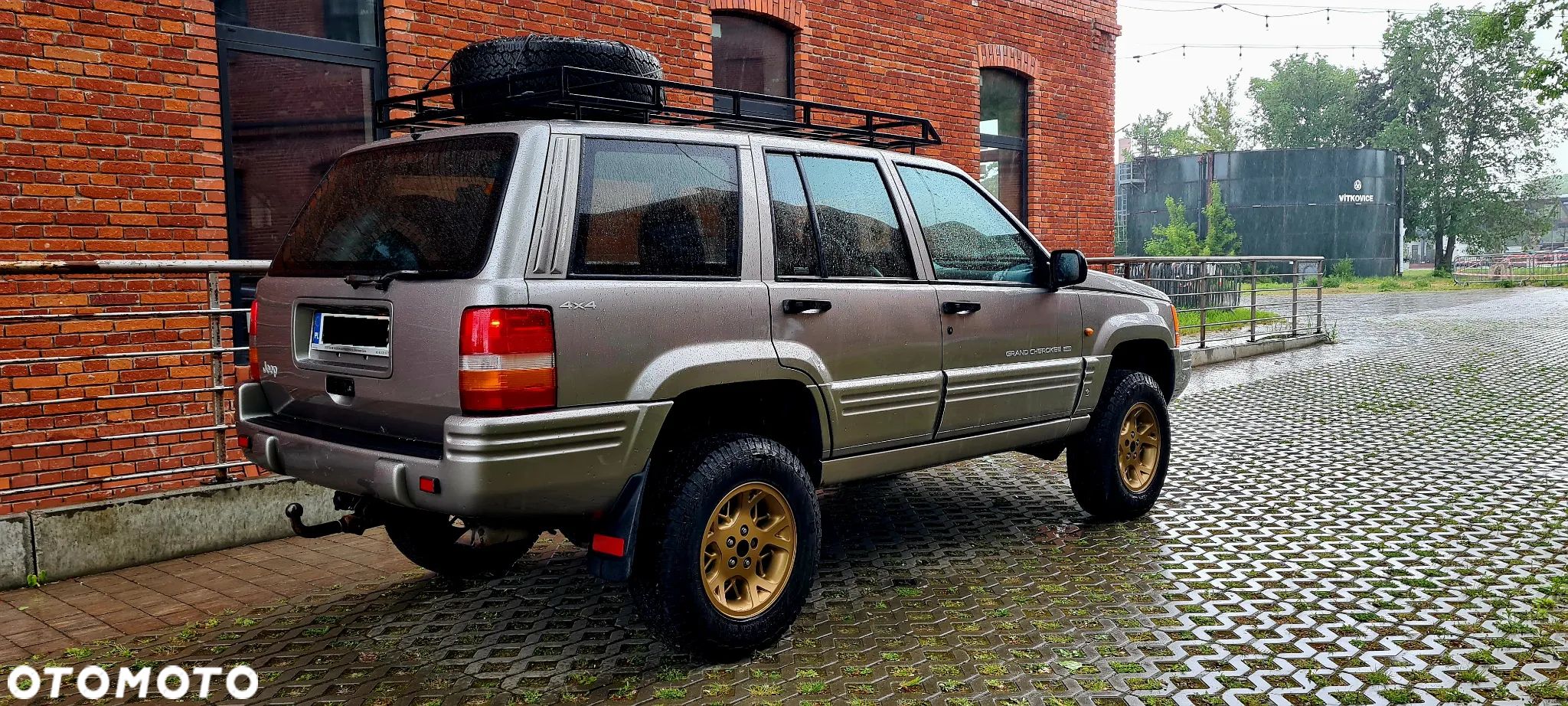 Jeep Grand Cherokee 4.0 Laredo - 1