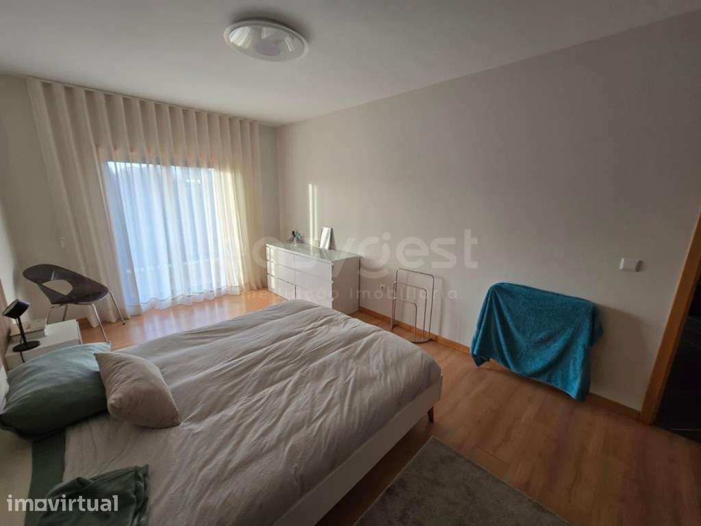 T2+1 duplex com terraço a 2 minutos do centro de Águeda - Grande imagem: 5/25