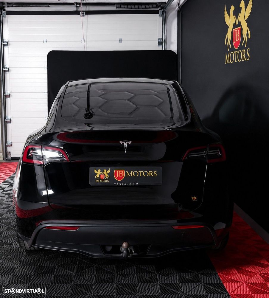 Tesla Model Y Standard - 5