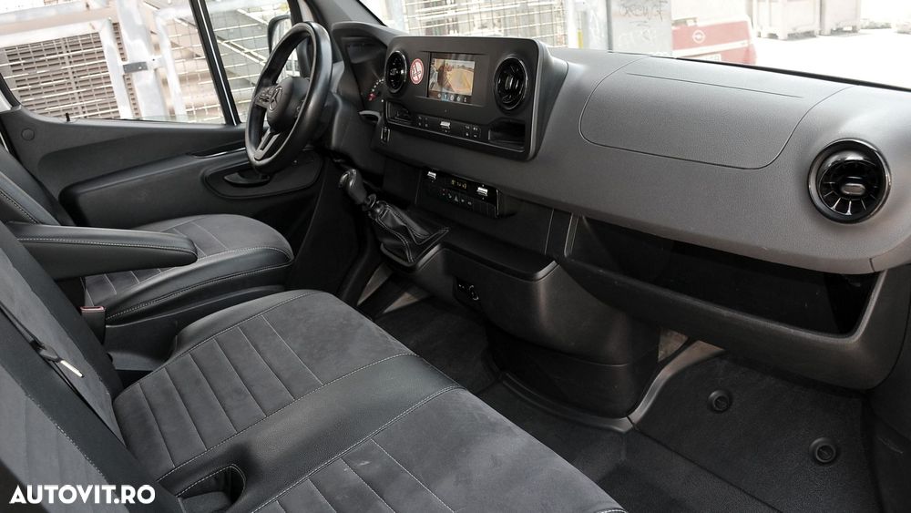 Mercedes-Benz Sprinter - 9