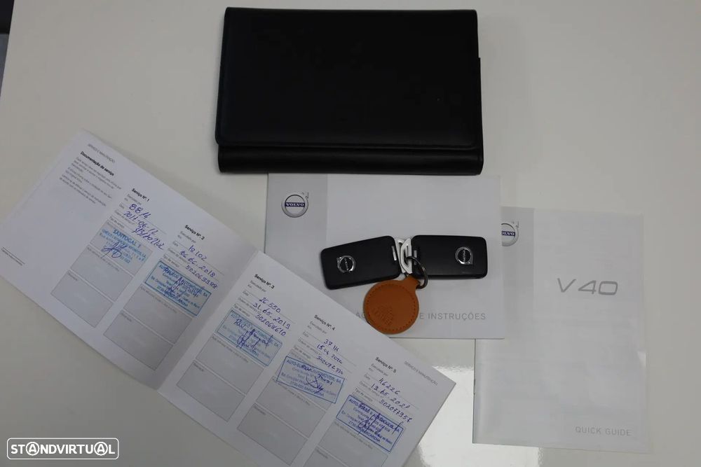 Volvo V40 2.0 D2 Momentum - 36