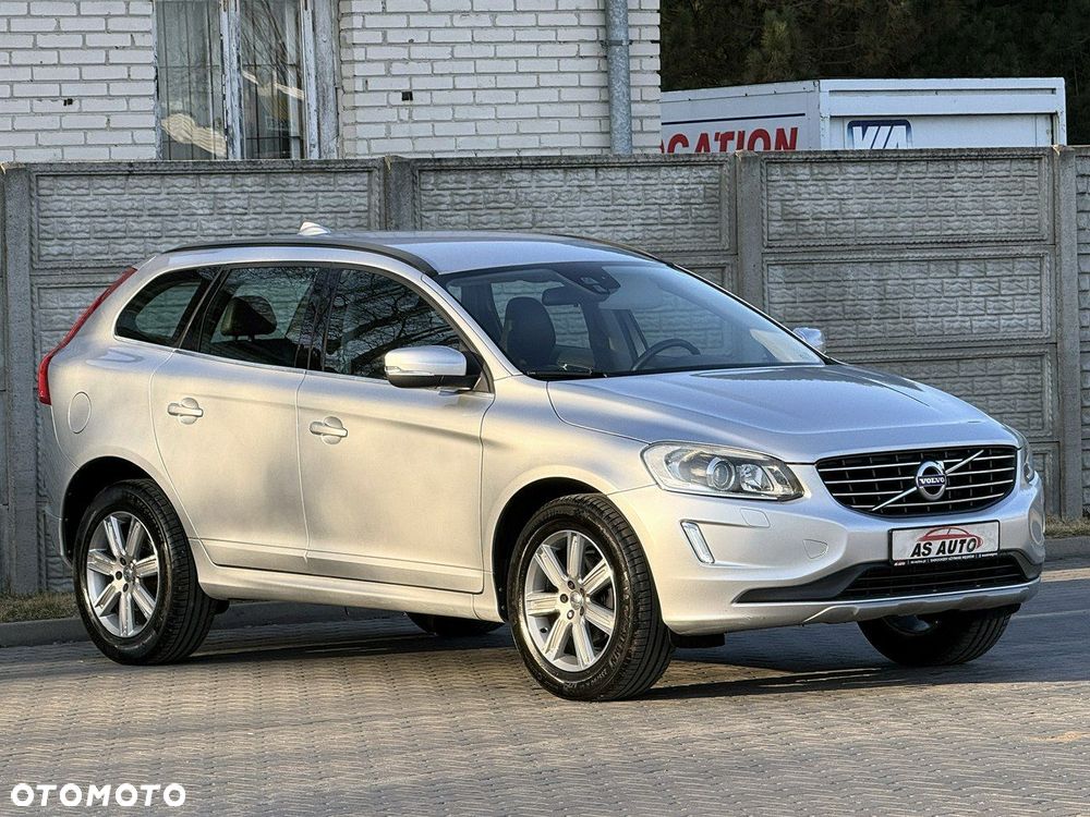 Volvo XC 60 D4 Momentum Pro - 30