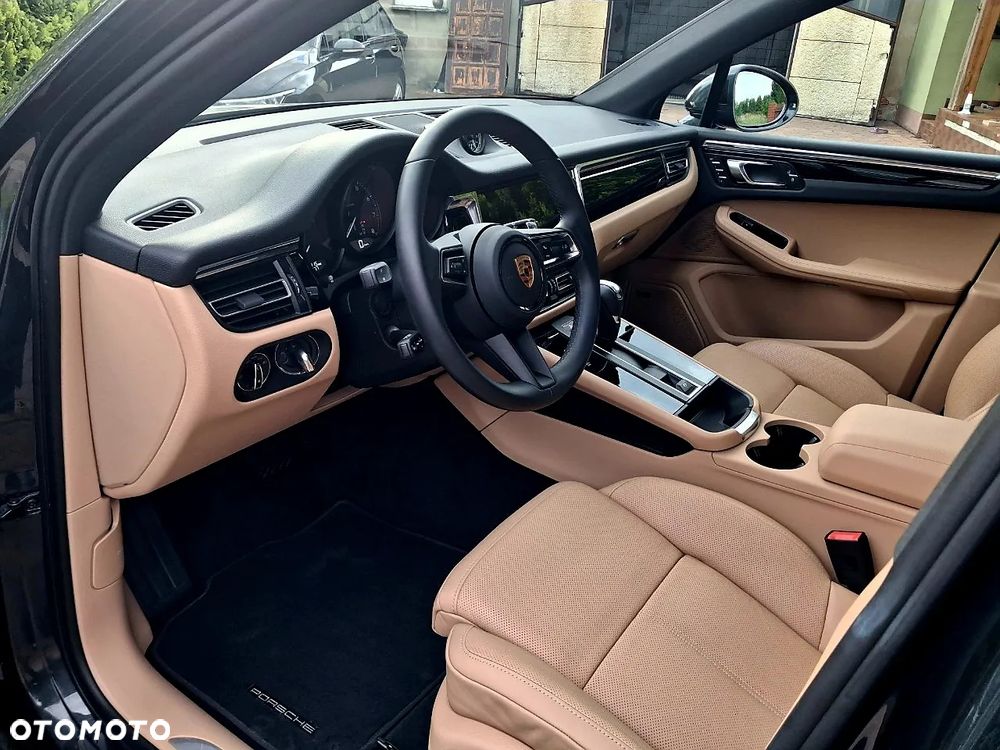 Porsche Macan - 10