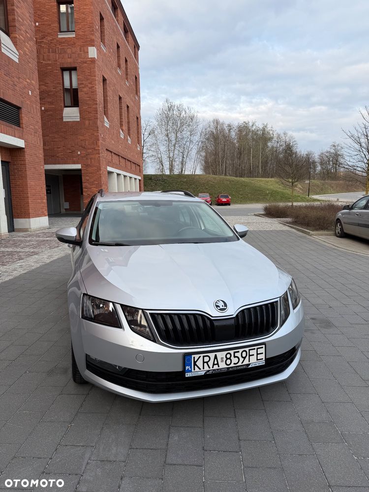Skoda Octavia 1.5 TSI ACT Style DSG - 10