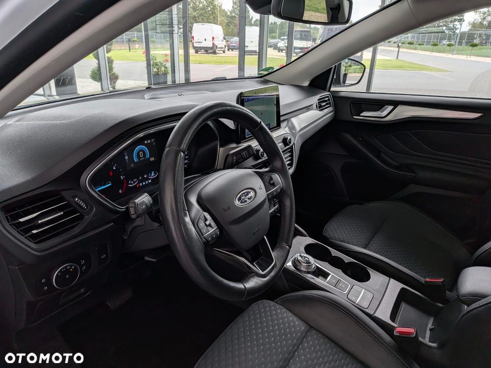 Ford Focus - 25